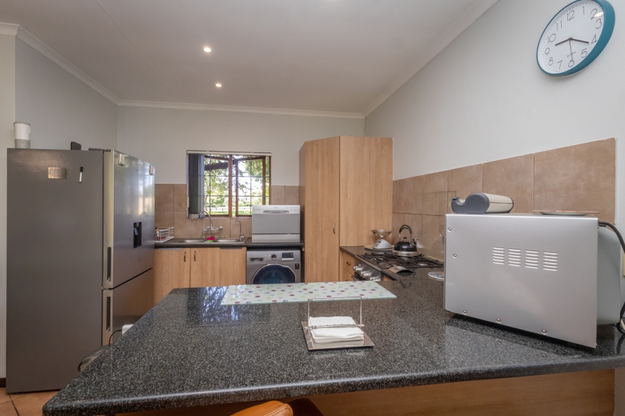 2 Bedroom Property for Sale in The Coves North West